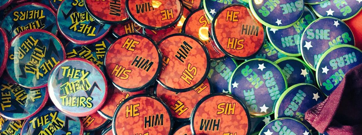 A large number of pronouns badges